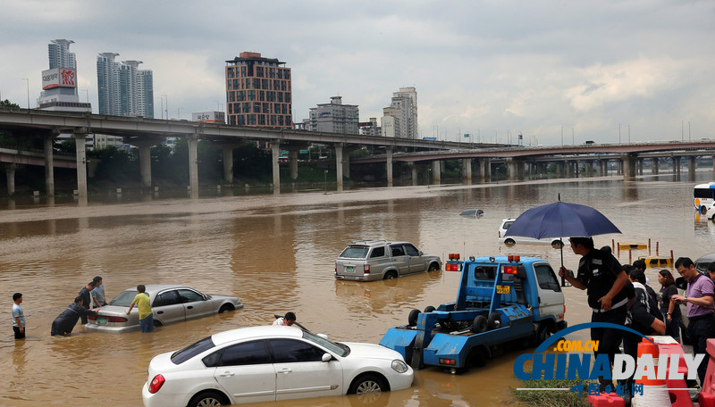 高清組圖：韓國首爾連日暴雨侵襲市民生活受影響