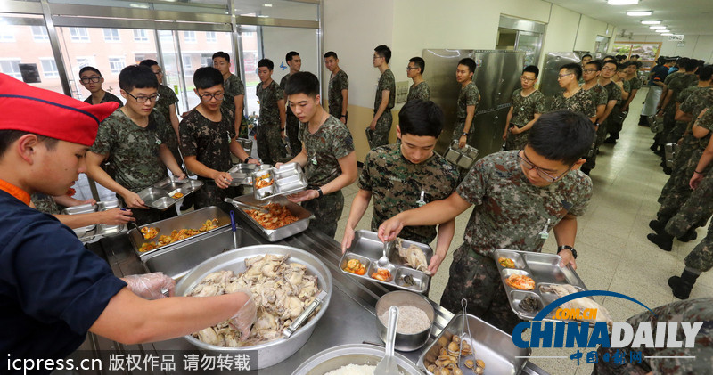 美味大補超幸福！韓國陸軍訓練食譜加入鮑魚參雞湯