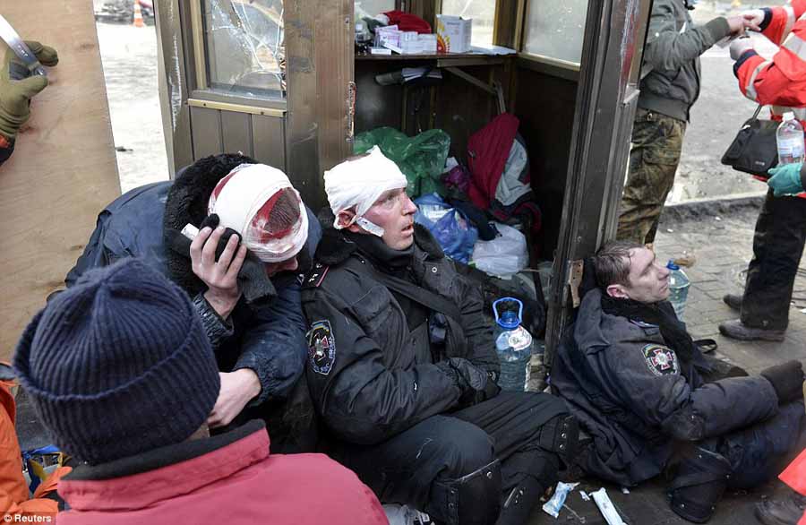 烏克蘭基輔騷亂致27人死亡 雙方達成?；饏f(xié)議
