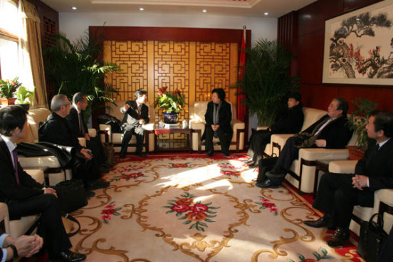 北京市僑聯(lián)召開中日經(jīng)濟(jì)科技文化合作交流座談會(huì)
