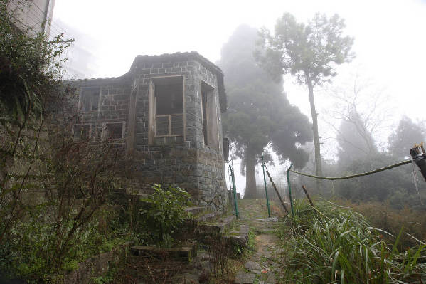 習(xí)近平助美國老人圓夢鼓嶺