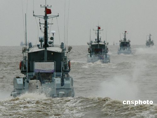 東海艦隊惡劣海況中錘煉戰(zhàn)力
