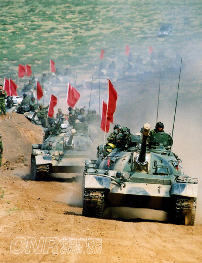 北京軍區(qū)舉行“北劍-0607(S)”對抗演習(xí)