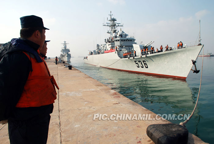 軍網(wǎng)披露我戰(zhàn)艦完成南沙戰(zhàn)備值班任務(wù)歸來
