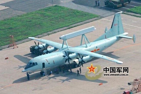 中國空軍現(xiàn)役機(jī)型圖集