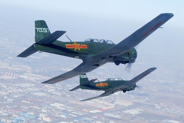 中國空軍現(xiàn)役機型圖集