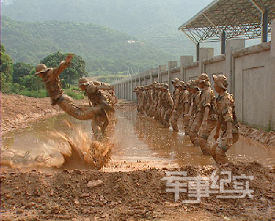現(xiàn)實版老A 解密中國反恐精英訓練