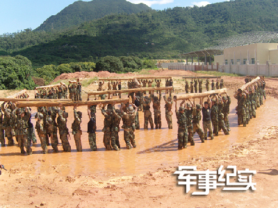 現(xiàn)實版老A 解密中國反恐精英訓練