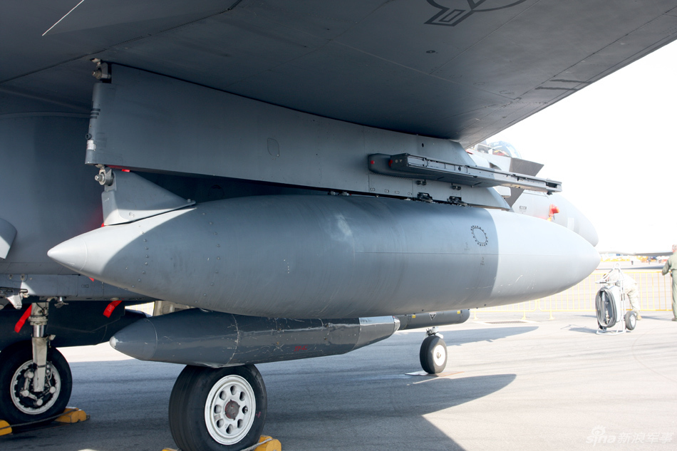 美國空軍展示兩架F－15E攻擊鷹戰(zhàn)斗轟炸機