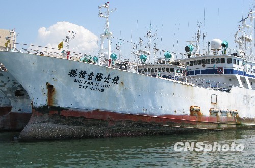 大陸軍艦接護(hù)臺漁船:護(hù)航1918海里 歷時202小時