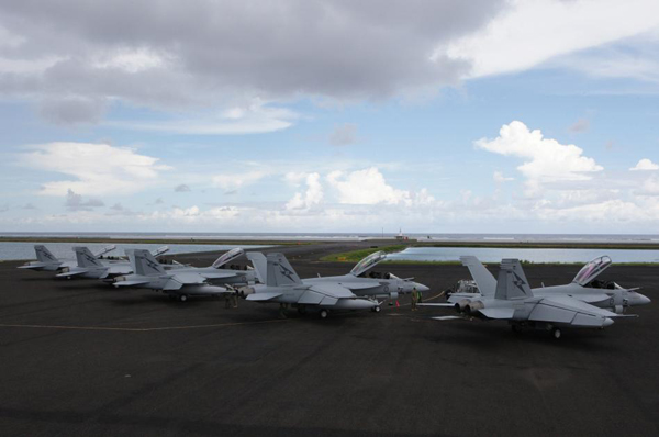 澳空軍首批超級(jí)大黃蜂戰(zhàn)機(jī)飛越太平洋回國(guó)