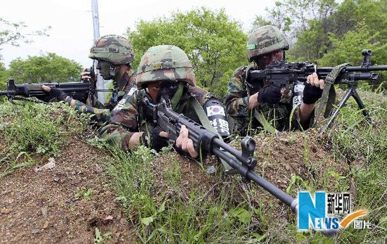組圖：韓國軍隊(duì)在韓朝邊界舉行軍演
