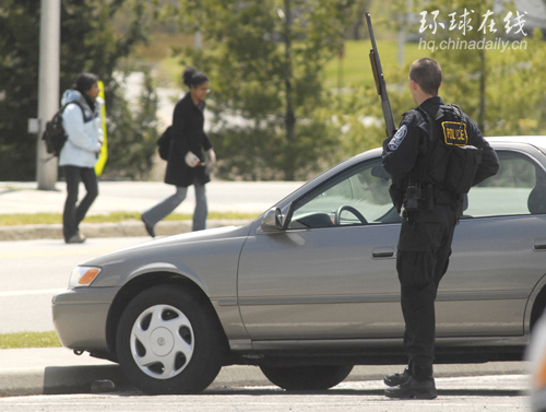 美國大學校園發(fā)生槍擊案 33人死亡(組圖)