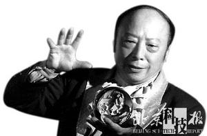 魔術(shù)大師傅騰龍揭秘中國心靈感應術(shù)真相