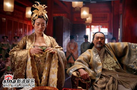 張偉平帶《黃金甲》回老家沈陽(yáng)點(diǎn)映