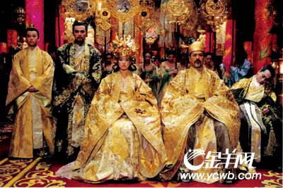 《黃金甲》大場(chǎng)面率先曝光(圖)