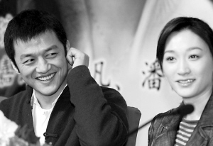 《為愛(ài)結(jié)婚》首播 李亞鵬演小伙兒怕被說(shuō)裝嫩 