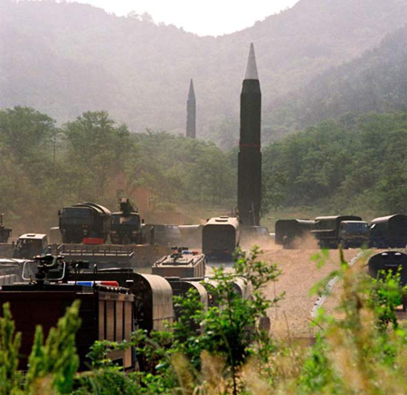 二炮新戰(zhàn)法增強(qiáng)復(fù)雜電磁環(huán)境戰(zhàn)力