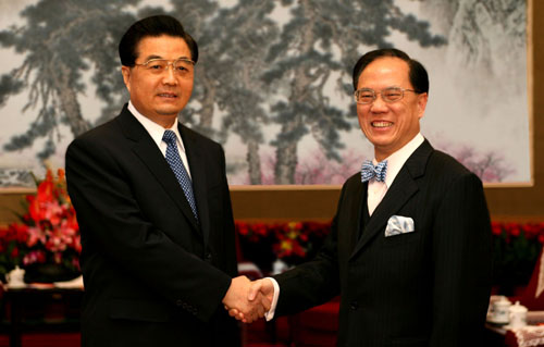 曾蔭權：書寫香港精神