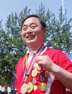 全國(guó)青聯(lián)常委李高峰：從河南農(nóng)民到“北京好人”