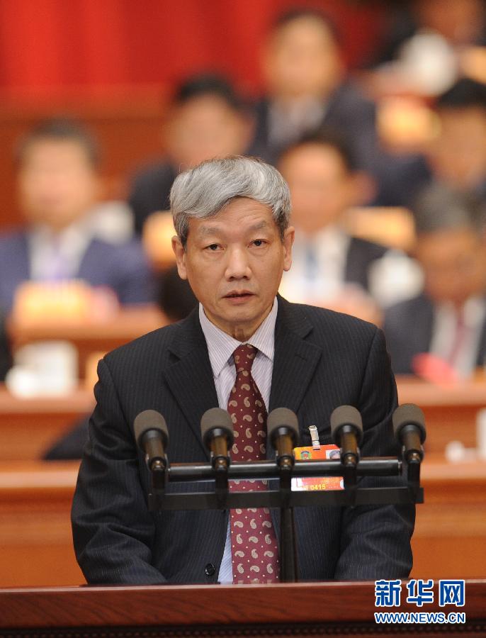 全國(guó)政協(xié)十二屆一次會(huì)議舉行第三次全體會(huì)議