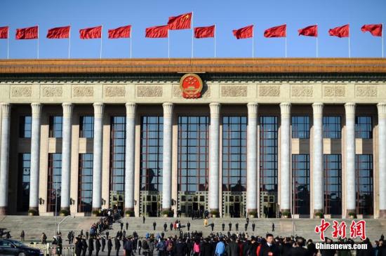 人大會(huì)議今開幕 李克強(qiáng)首份政府工作報(bào)告引關(guān)注
