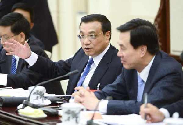 李克強(qiáng)：讓農(nóng)民喝上安全水的目標(biāo)說到就要做到
