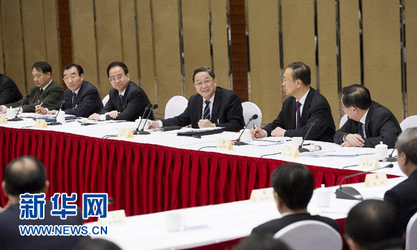 俞正聲參加致公黨、無黨派人士、僑聯(lián)界政協(xié)委員聯(lián)組會(huì)
