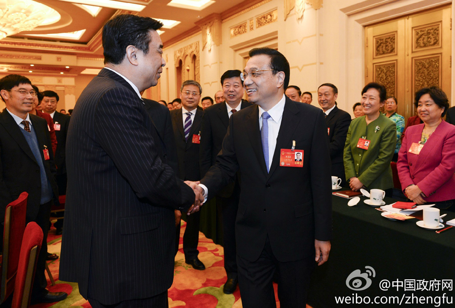 李克強(qiáng)參加山東代表團(tuán)審議