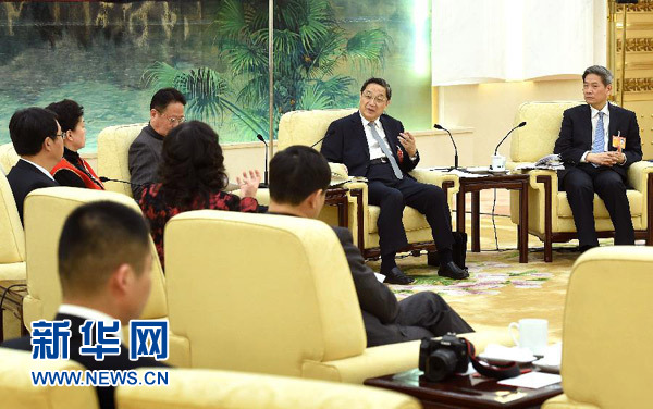 兩會(huì)授權(quán)發(fā)布：習(xí)近平等分別參加全國兩會(huì)一些團(tuán)組審議討論