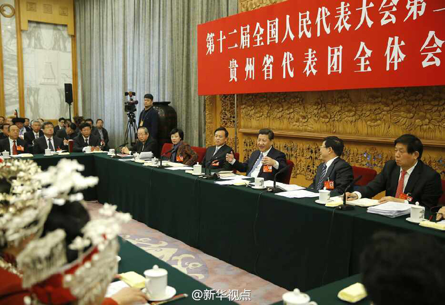 習近平：心里更惦念貧困地區(qū)的人民群眾