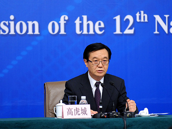 高虎城：2013年消費(fèi)對經(jīng)濟(jì)增長貢獻(xiàn)率達(dá)50%