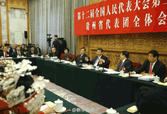 習近平：心里更惦念貧困地區(qū)的人民群眾