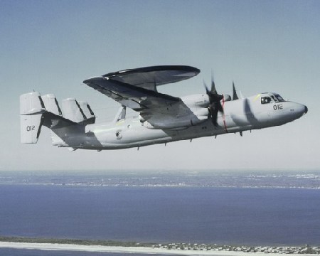 美預(yù)警機(jī)墜落阿拉伯海 3人獲救1人失蹤