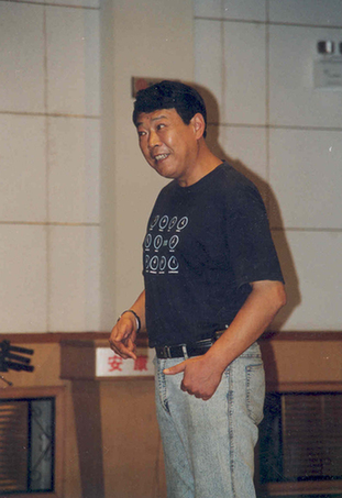 記文藝?yán)媳跹虞x