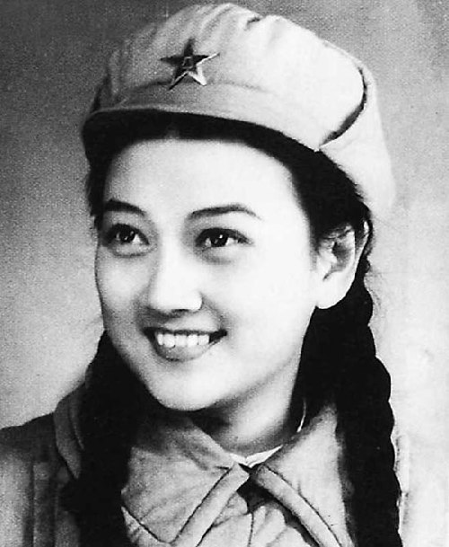 絕色女星們的相貌瑕疵