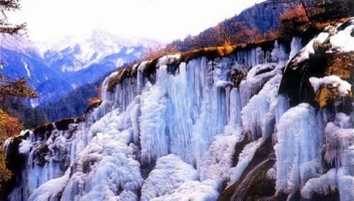 另類九寨溝：紅葉與初雪的浪漫約會