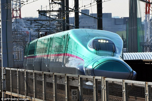 日本最新高速列車投入運(yùn)營 明年最高時(shí)速提至320公里