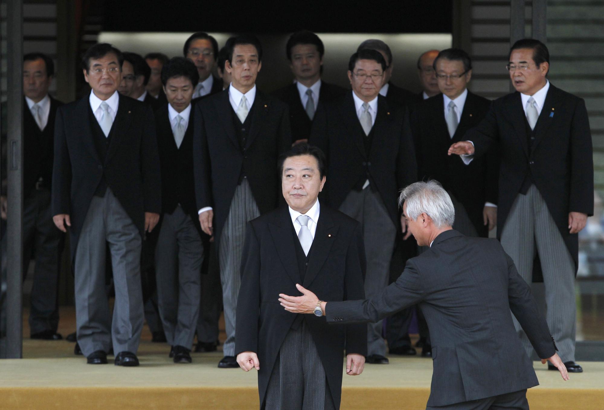 新面孔擔重任 野田首相“泥鰍內(nèi)閣”宣告成立
