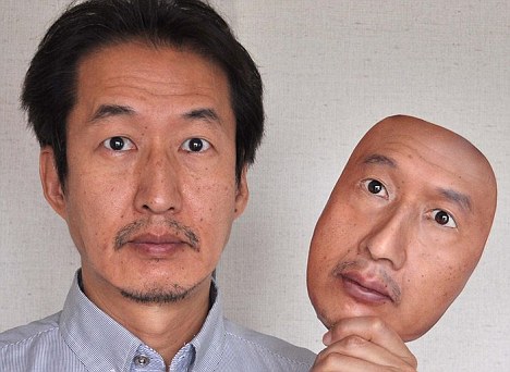 花高價(jià)做張假臉當(dāng)面具？日本公司3D立體照片惟妙惟肖