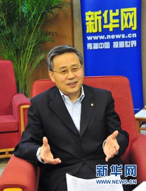 國務院任免國家工作人員 尚福林任銀監(jiān)會主席