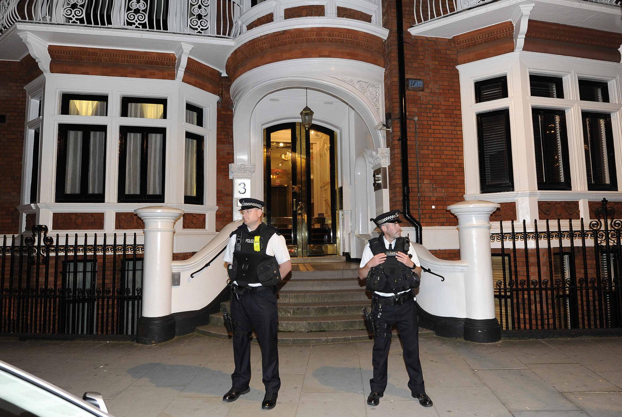 維基解密創(chuàng)始人躲入厄瓜多爾駐英使館 欲尋求政治避難
