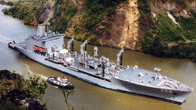 伊朗稱美軍艦波斯灣開(kāi)火威脅地區(qū)安全 印度要求調(diào)查漁民被襲事件