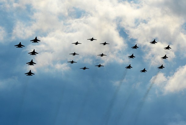 普京出席俄空軍成立百年慶典 承諾裝備逾1600架新戰(zhàn)機