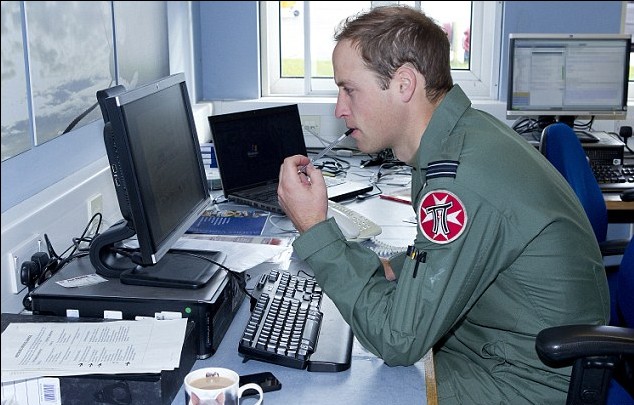 英王室網(wǎng)上曬王子軍營照忘記PS 軍事機密恐泄露