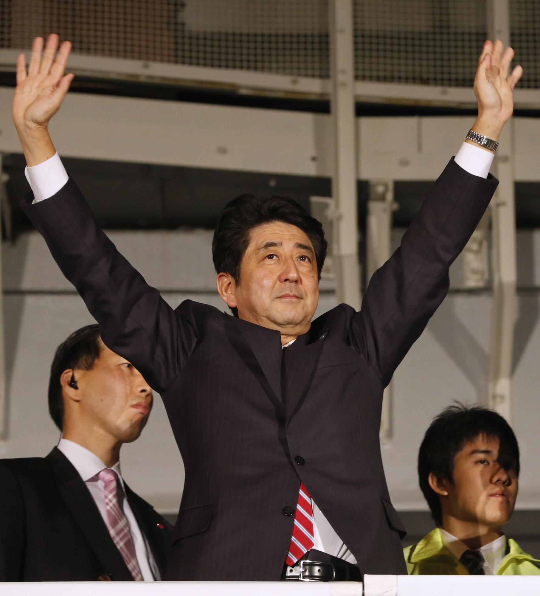 民調稱自民黨贏得眾議院選舉 安倍晉三將再度拜相