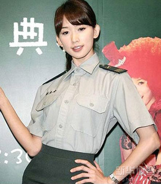 組圖：嬌柔女星軍裝照 誰(shuí)最惹人愛(ài)？