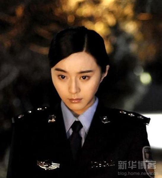 組圖：嬌柔女星軍裝照 誰最惹人愛？