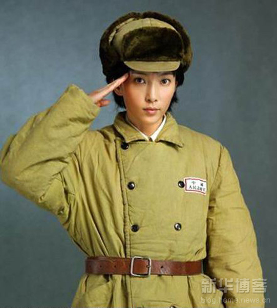組圖：嬌柔女星軍裝照 誰最惹人愛？
