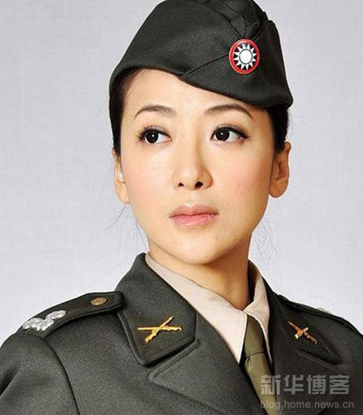 組圖：嬌柔女星軍裝照 誰最惹人愛？